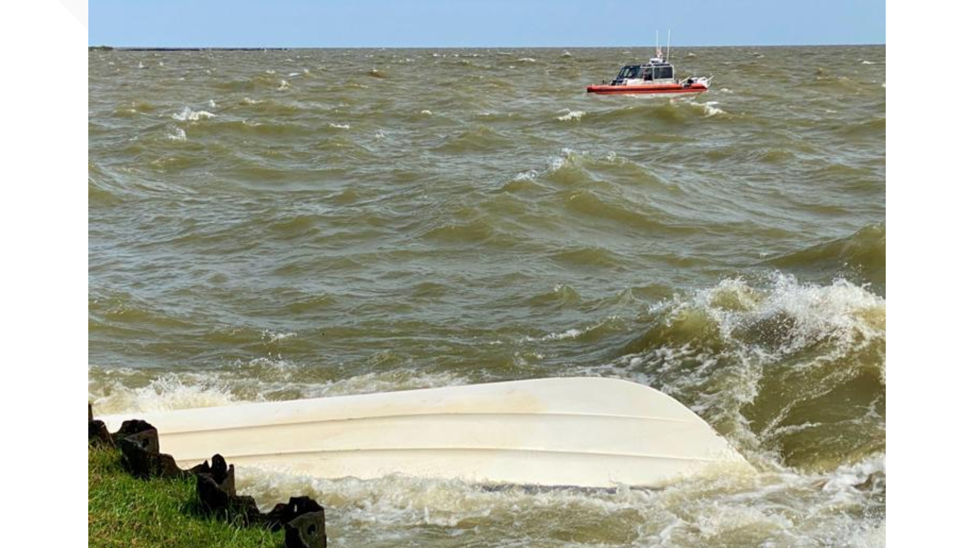 Woman's body recovered after boat capsizes in Lake Pontchartrain ...
