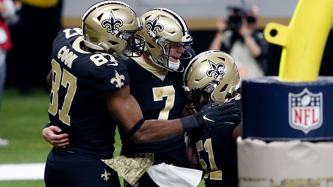 New Orleans Saints tight end Taysom Hill (7) celebrates after a