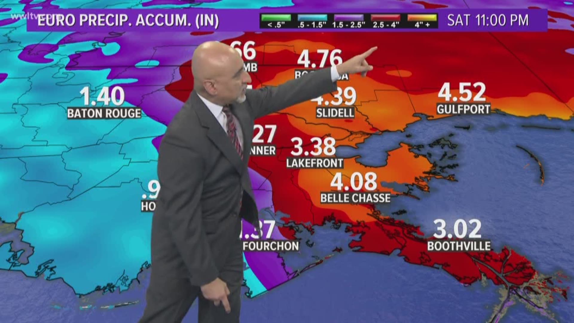 Chief Meteorologist Carl Arredondo and the 5pm Monday weather