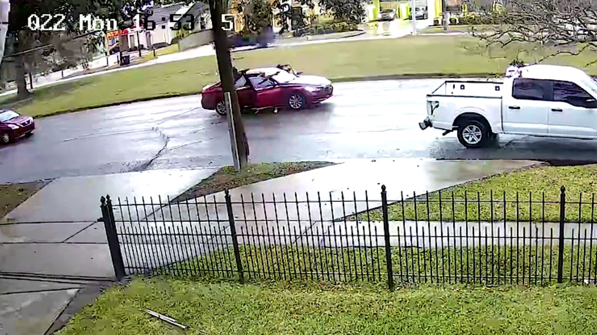 Raw video footage of a shooting in the 3800 block of Elysian Fields on Jan. 24, 2022.