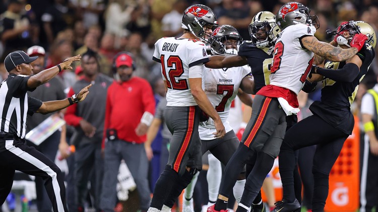 Brady's temper flares as Bucs snap skid vs Saints, 20-10