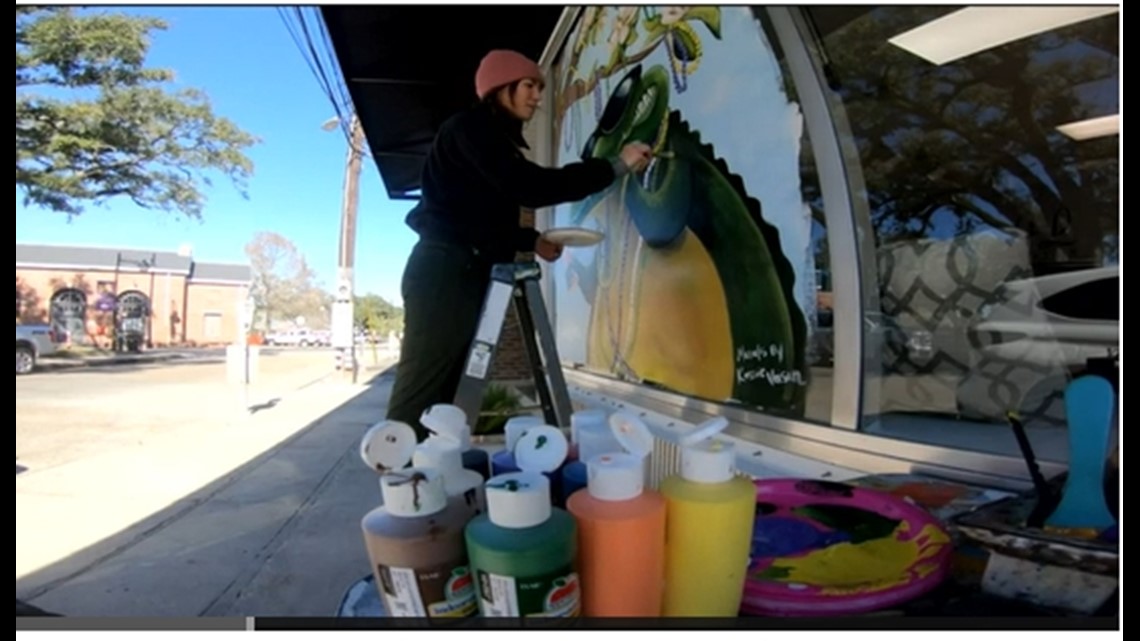 Houma artist transforms downtown area for Carnival season