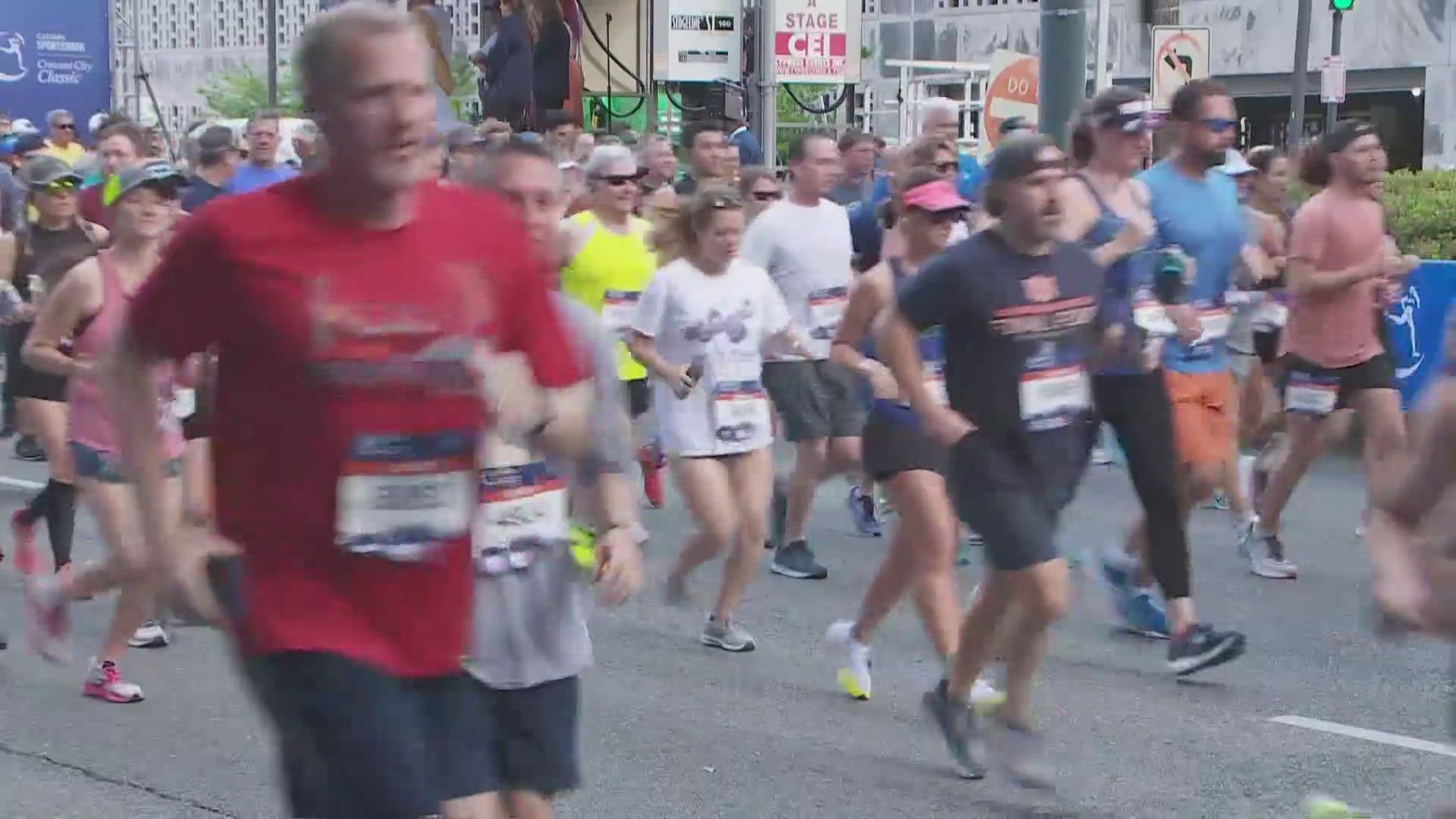 The race starts at 8 a.m. outside the Caesars Superdome and ends in City Park.