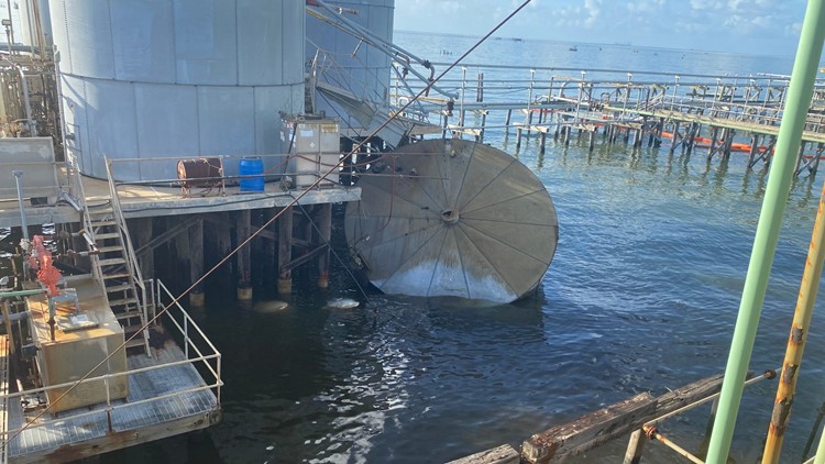 Crude oil tank collapses, spilling thousands of gallons into Terrebonne Bay