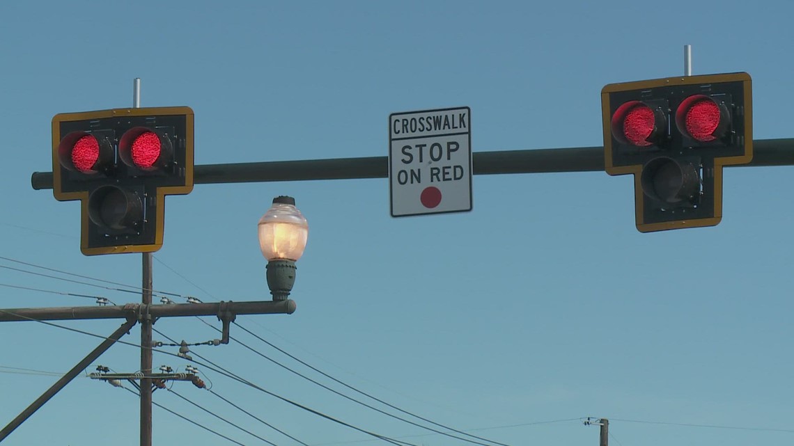 City Installs New Beacon To Alert Drivers On North Carrollton 