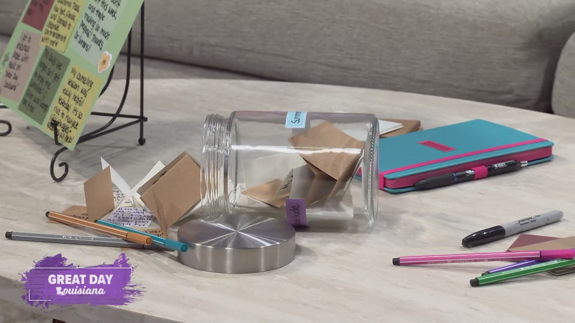 Learn how to make your own Summer gratitude jar to help reflect on all the fun you have this season.