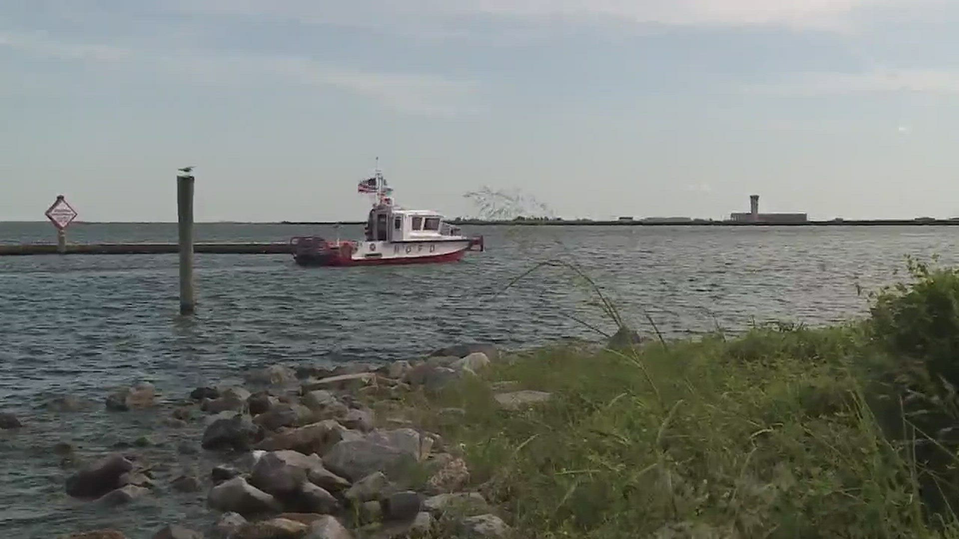 Bill Capo talks about a plane crash in Lake Pontchartrain where two people are still missing.