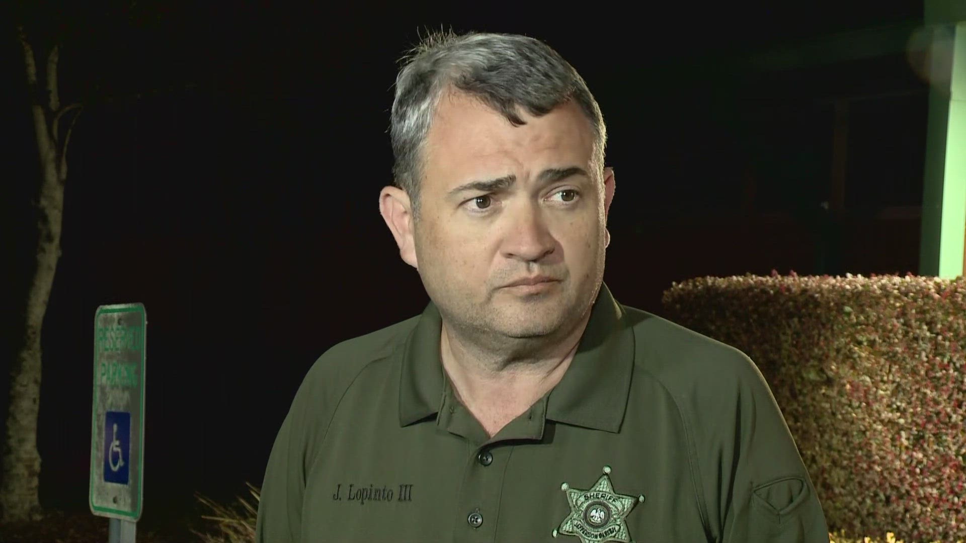 Manhunt on for escaped murder suspect on westbank