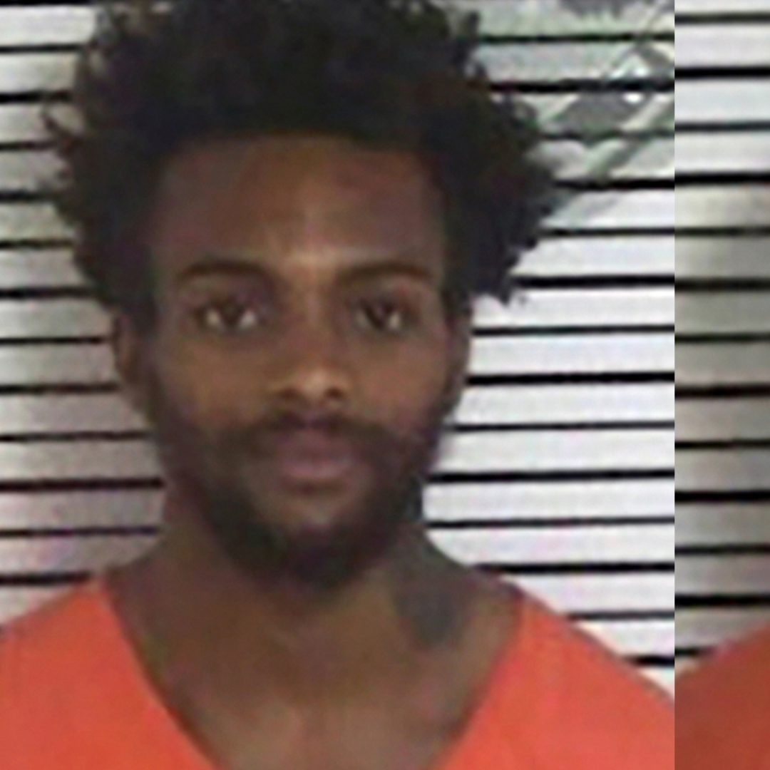Louisiana inmates on the run after escaping by breaking through ...
