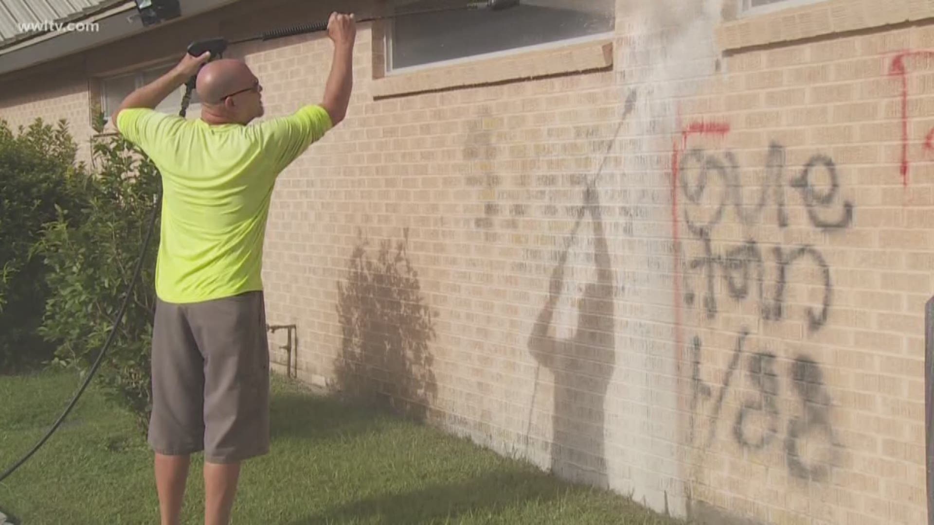 Thursday, members of the Northshore Jewish Congregation were greeted with anti-Semetic symbols spray painted on the back wall of their building. The graffiti included swastikas and the words "synagogue of satan 14/88.