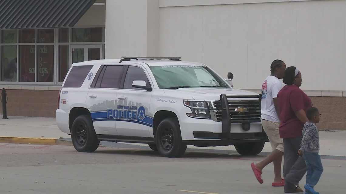 Would-be carjackers force children out of car at gunpoint, leave without vehicle - Vimarsana News