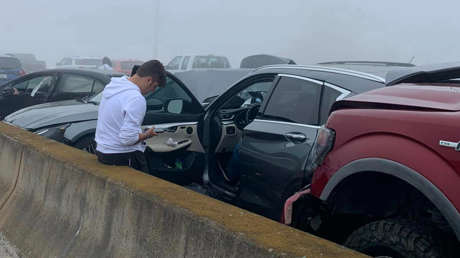 Louisiana 'super fog' kills 7 in massive car pile-up