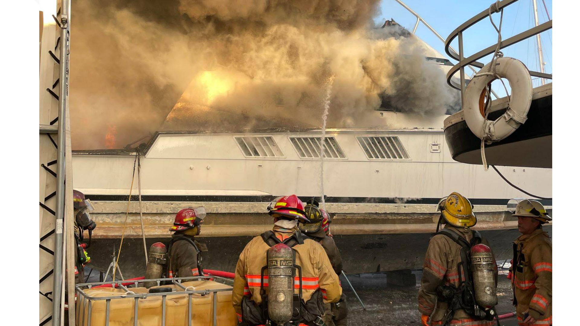 Massive Fire At Seabrook Harbor Destroys Boats | Wwltv.com