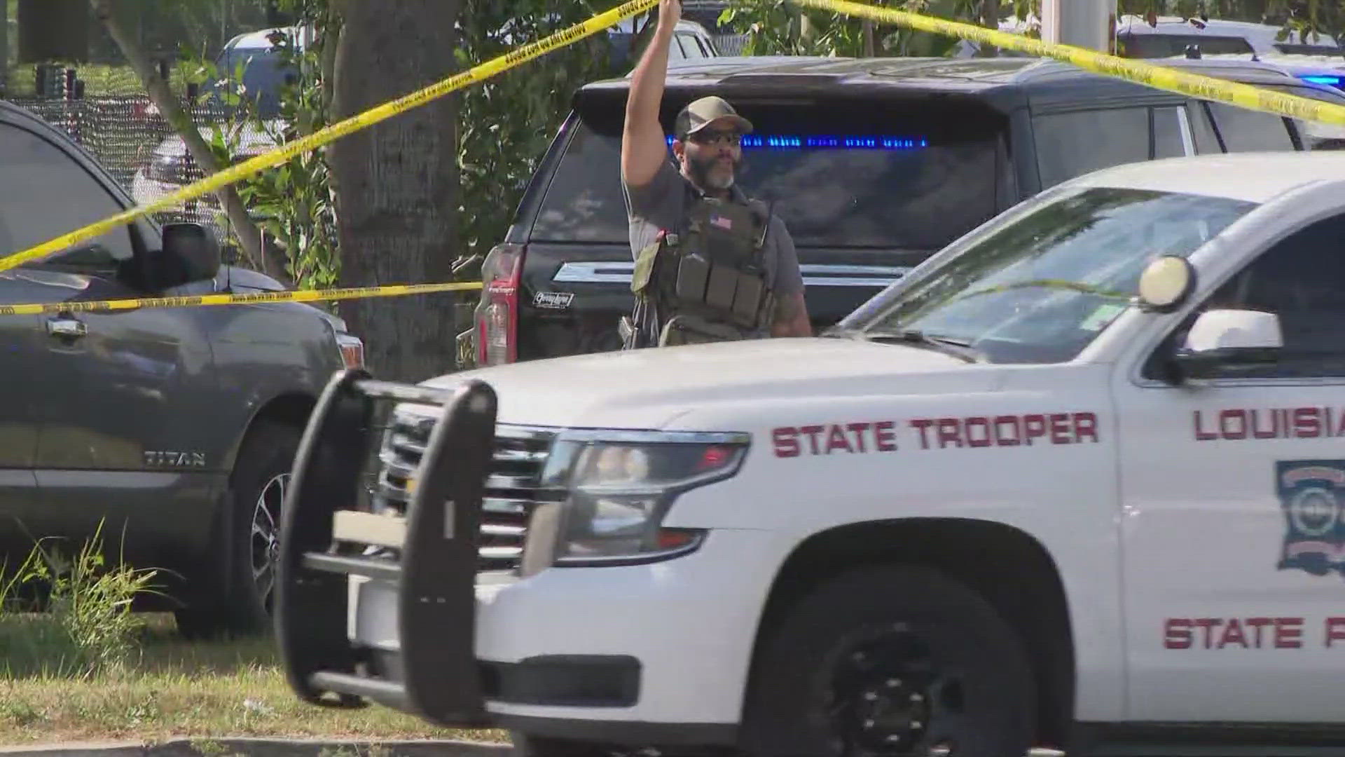 There's a heavy police presence in New Orleans East after the NOPD reported shots fired at a federal agents. WWL's Winston Reed reports from the scene.