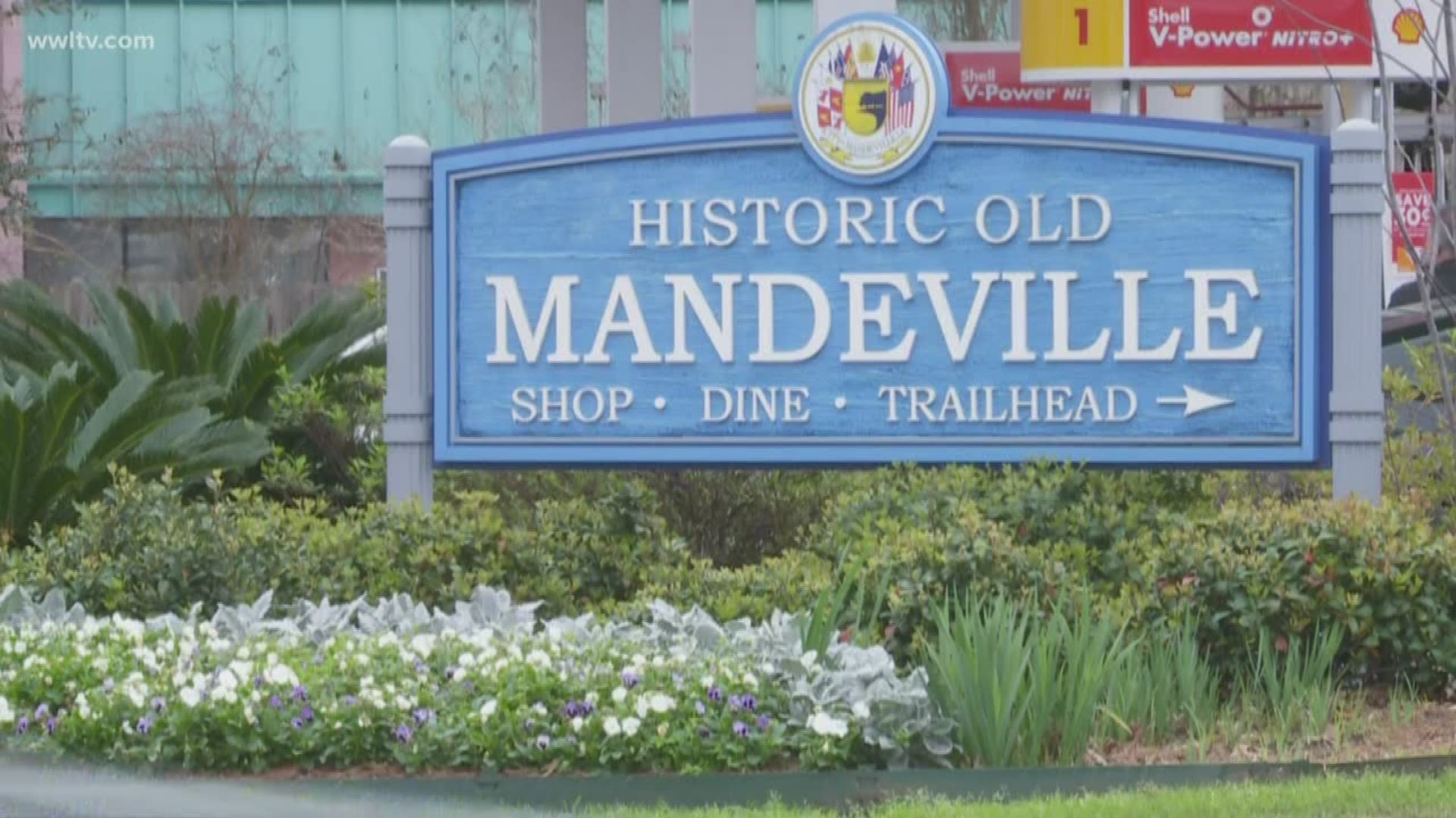 In Mandeville you'll find low crime, good public schools, decent roads and good job opportunities.