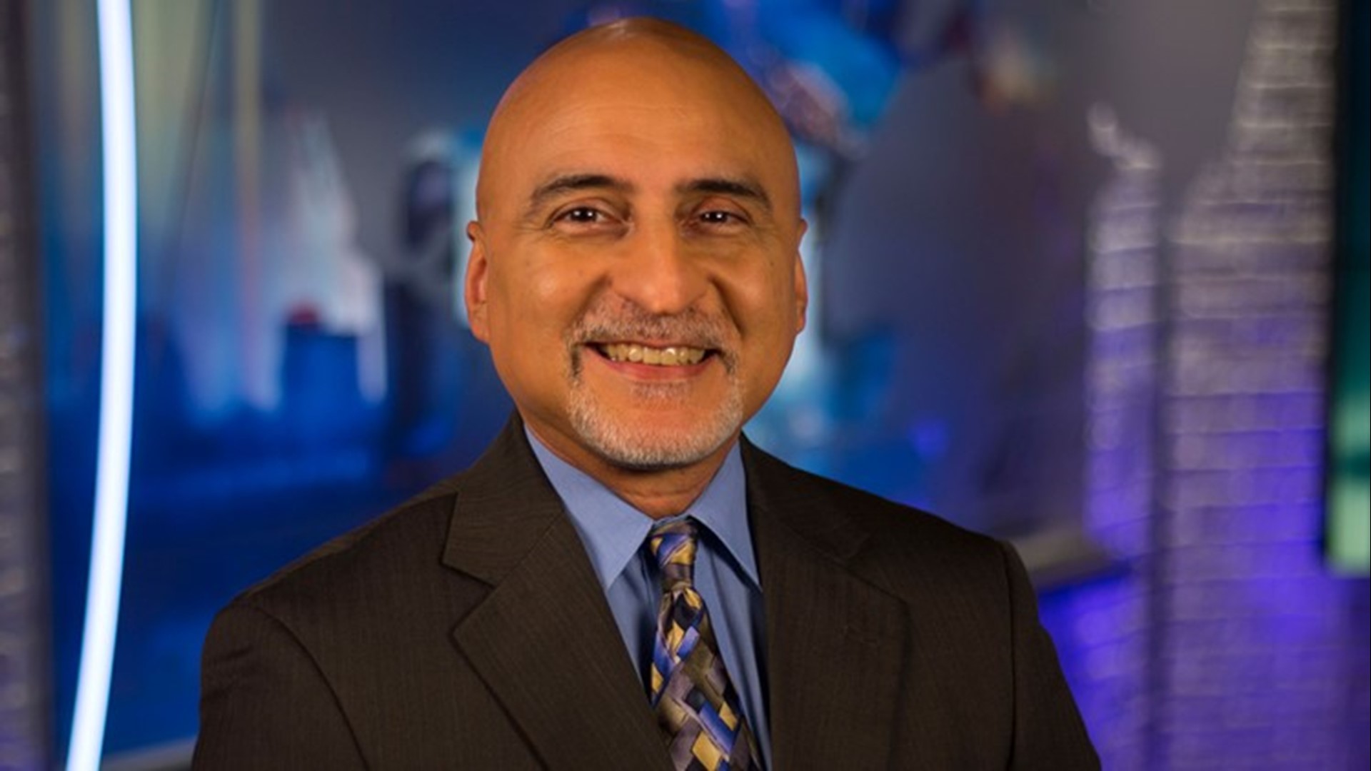 Radar Rision WWL-TV Chief Meteorologist Carl Arredondo to retire due to vision ...