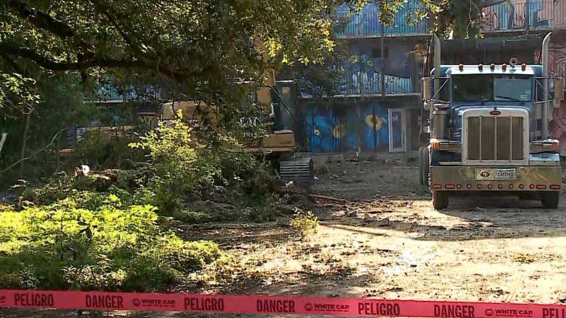 City demolishes massive blighted property in New Orleans