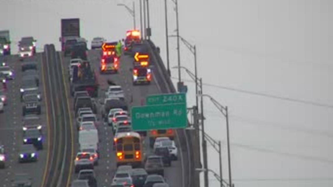 I-10 East Highrise Bridge reopens after vehicle fire