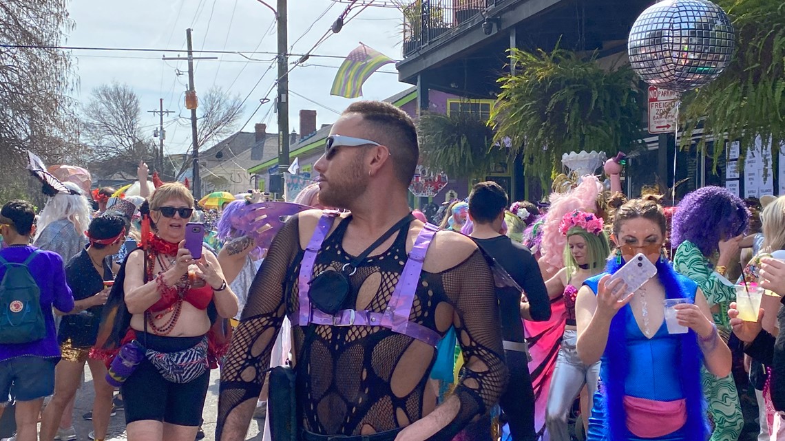 Wrestling, drag, and a coconut: Tales from my first-ever Mardi Gras - Vimarsana News