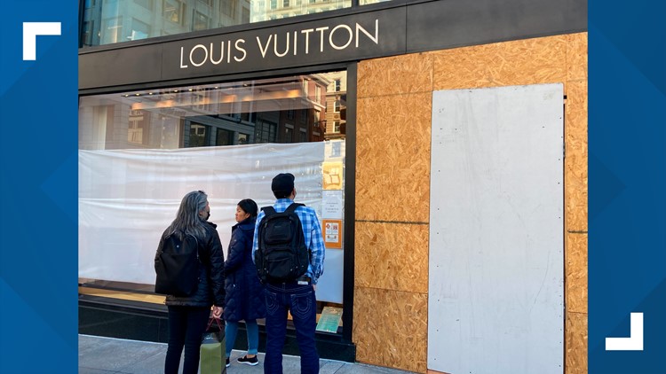 Louis Vuitton Store Robbed in Portland 