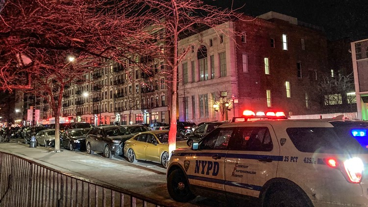 Official: 1 officer dead, 1 gravely hurt in Harlem shooting