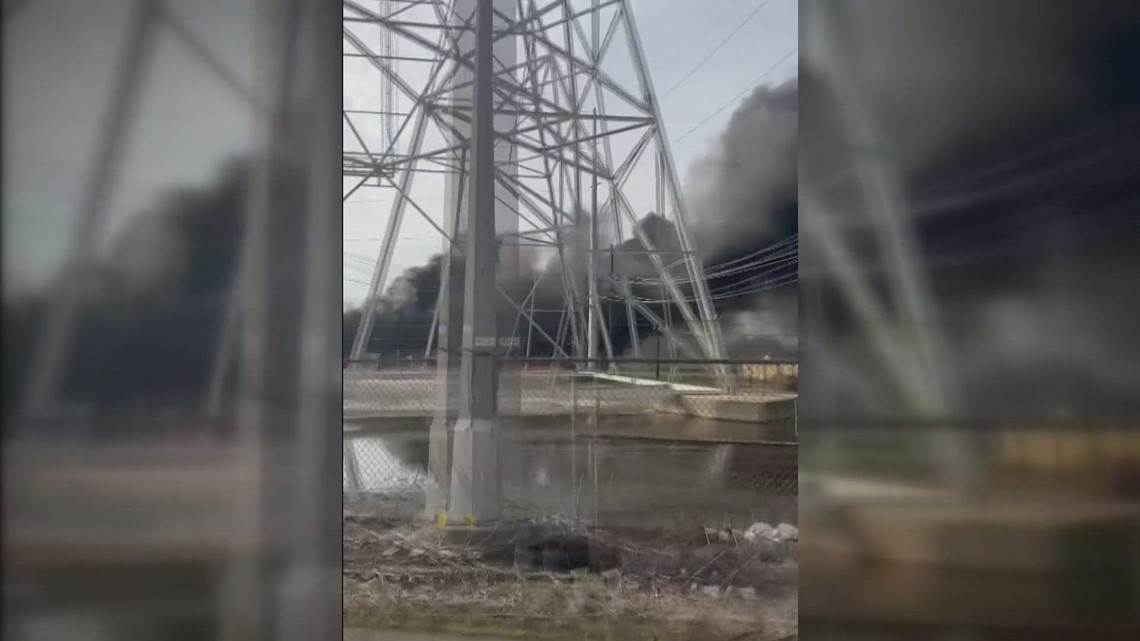 New Orleans residents recall power outage during substation fire - Vimarsana News