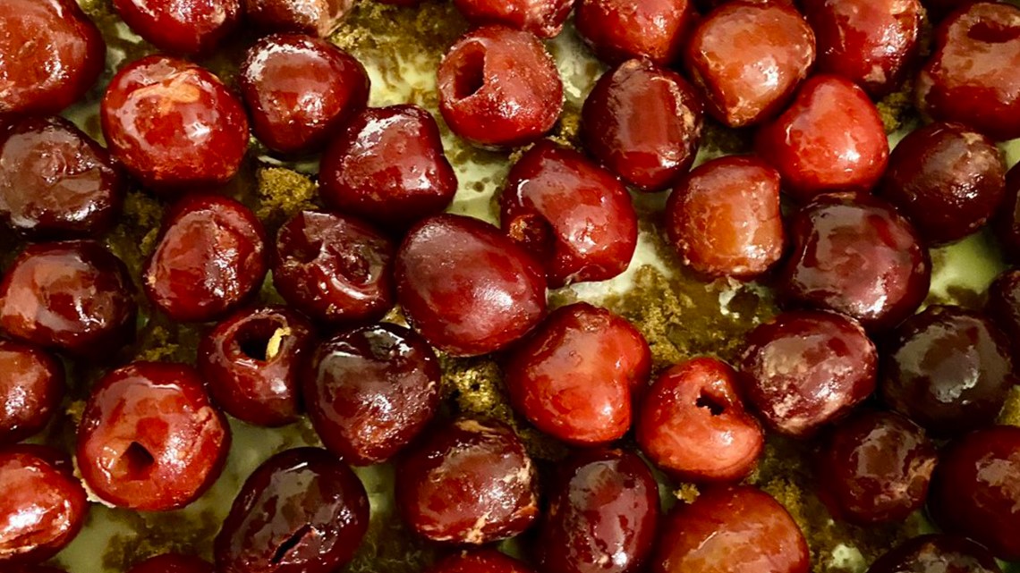 Recipe Cherries Jubilee Cake