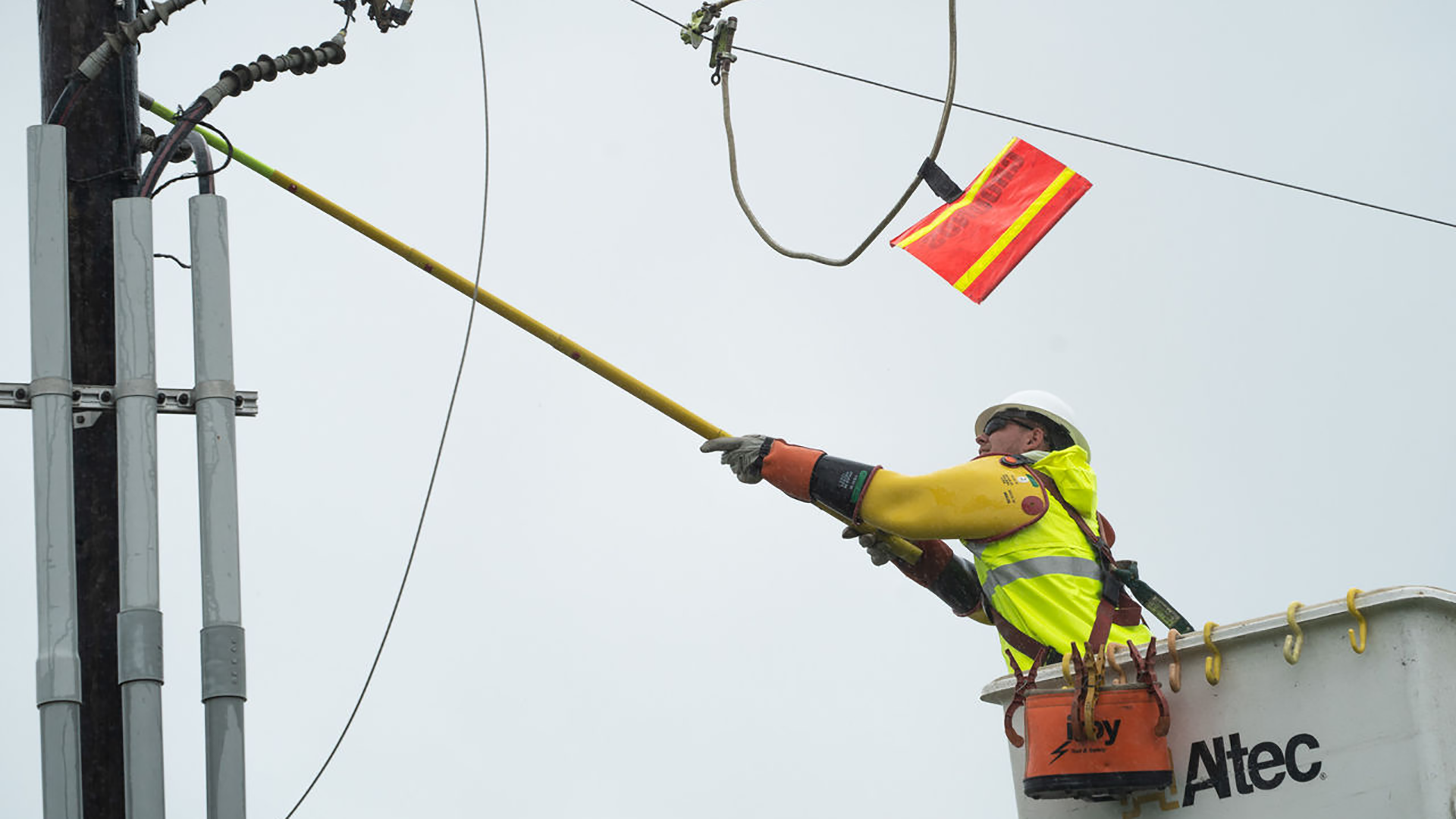 Less Than 60,000 Entergy, Cleco Customers Without Power As Restoration ...