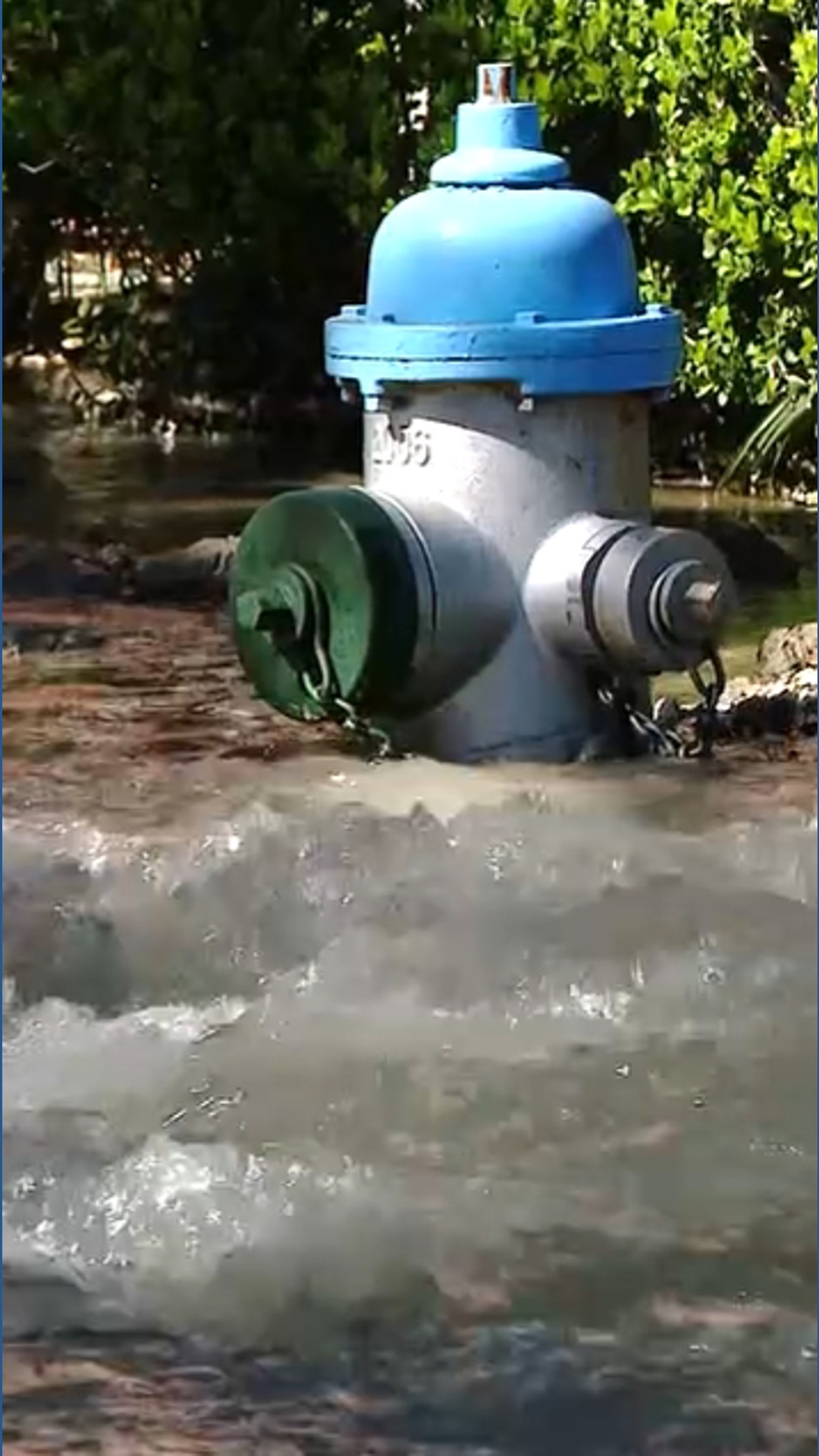 Second water main break this week floods Uptown streets | wwltv.com