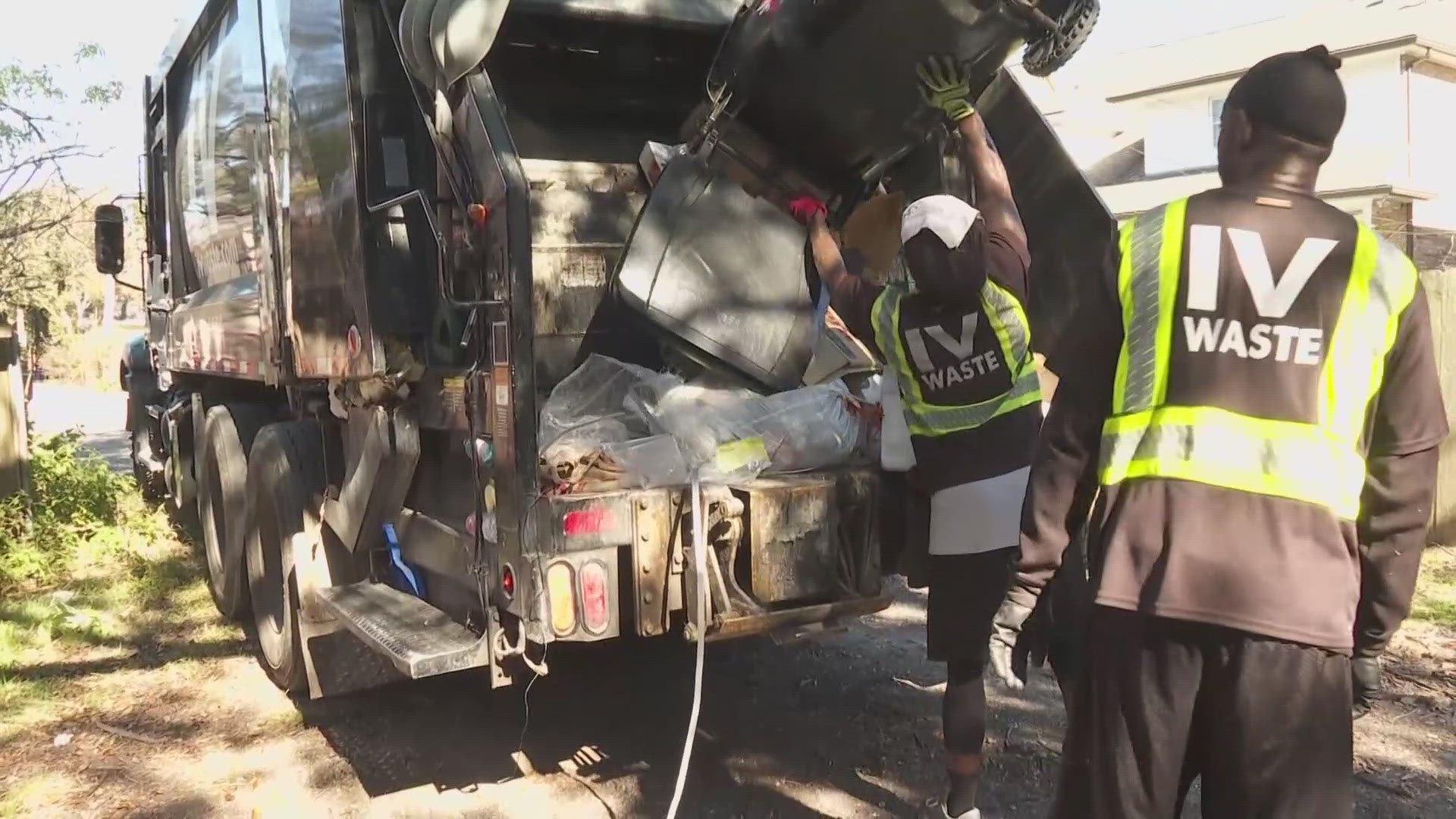 New Orleans City Council must move forward with a contract the city negotiated with Henry Consulting for trash pickup in the French Quarter and Downtown.