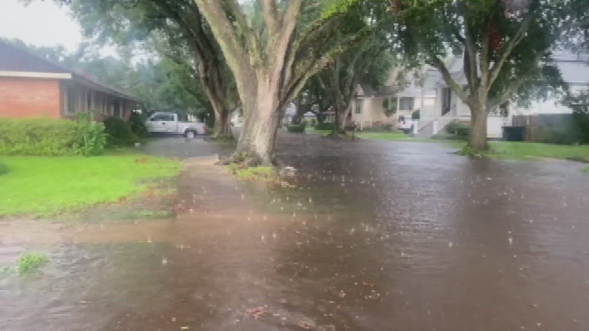 Wednesday’s burst of rain flooded many blocks in Gentilly. Neighbors say they weren’t surprised.