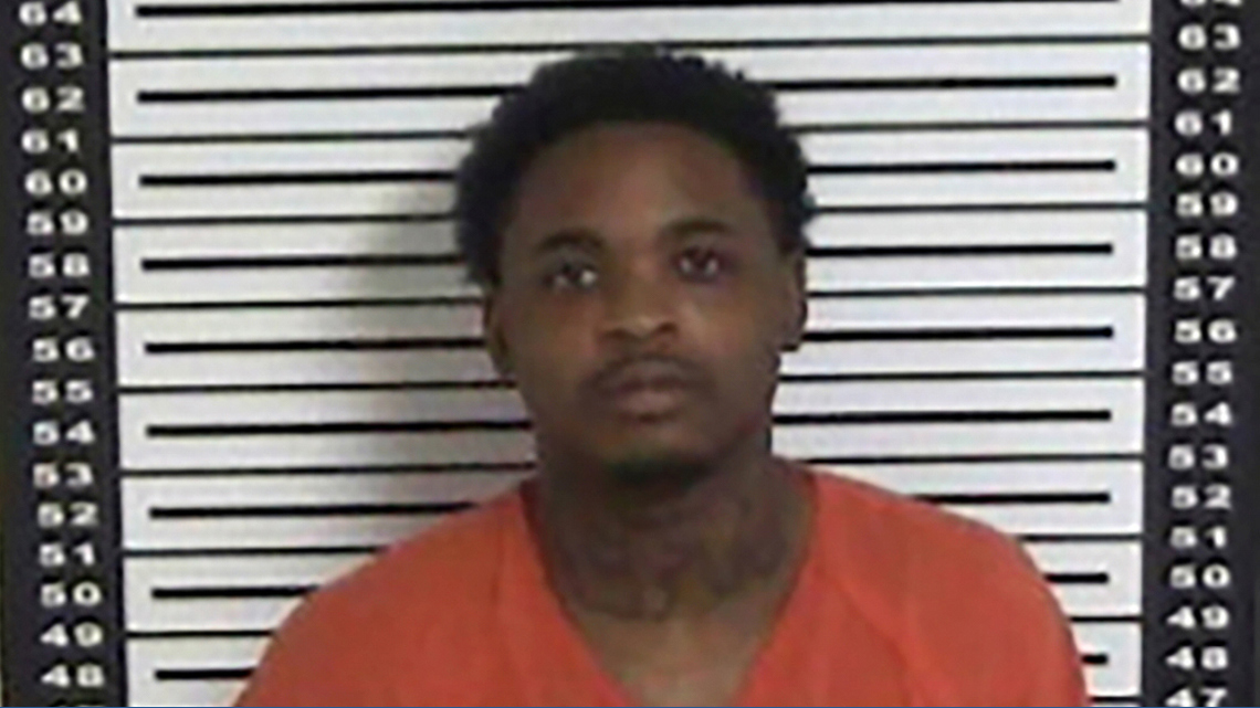 Search continues for the last of 3 inmates who escaped from a Louisiana ...