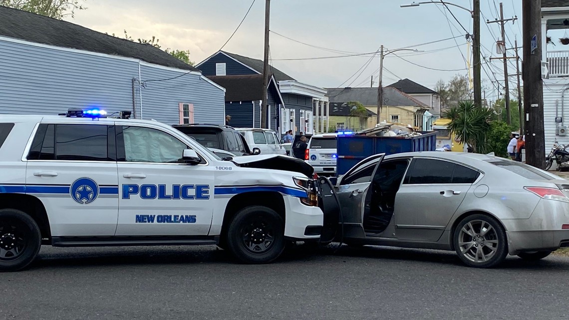 New Orleans police SUV involved in Central City multi-car crash | wwltv.com