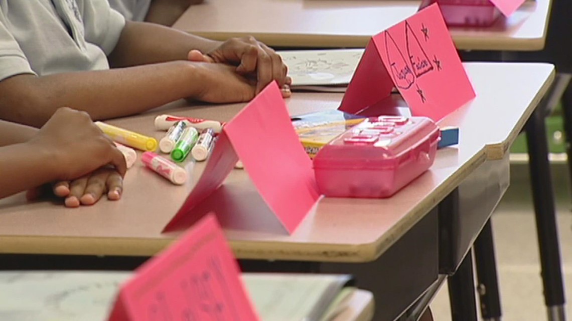 Jefferson Parish School Board meets to expand its board