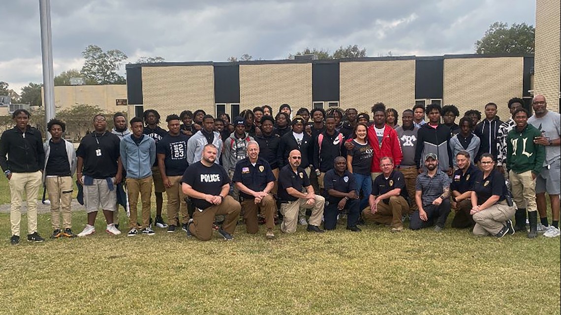 Bogalusa football gets pizza lunch after drama-filled season end ...