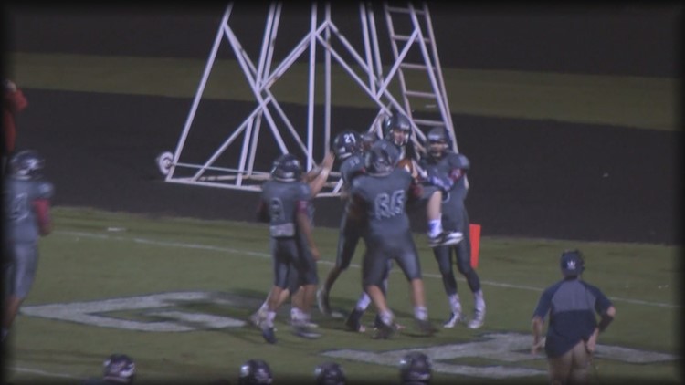 Local High School Football Moment Becomes Viral Hit Wwltv Com