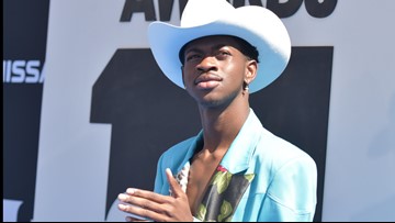 Mason Ramsey Joins Old Town Road Remix Wwltv Com - old town road remix roblox i d code youtube